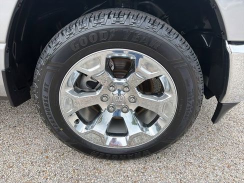 Used 2022 RAM 1500 Big Horn AWD/4WD image 30