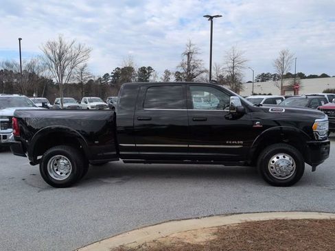 Used 2024 RAM 3500 Limited image 3