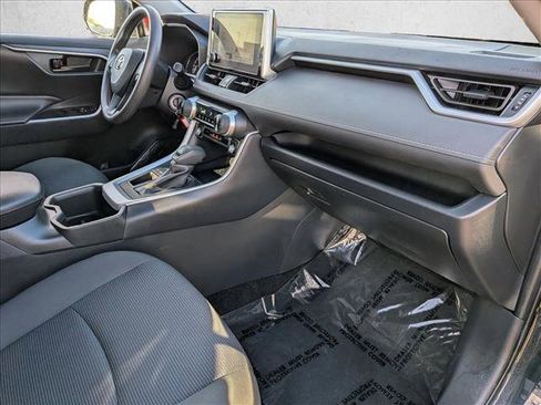 Used 2025 Toyota RAV4 LE image 27