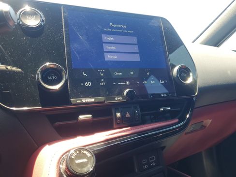 Certified 2024 Lexus NX 250 FWD w/ Towing Package (2000 Lbs) image 25