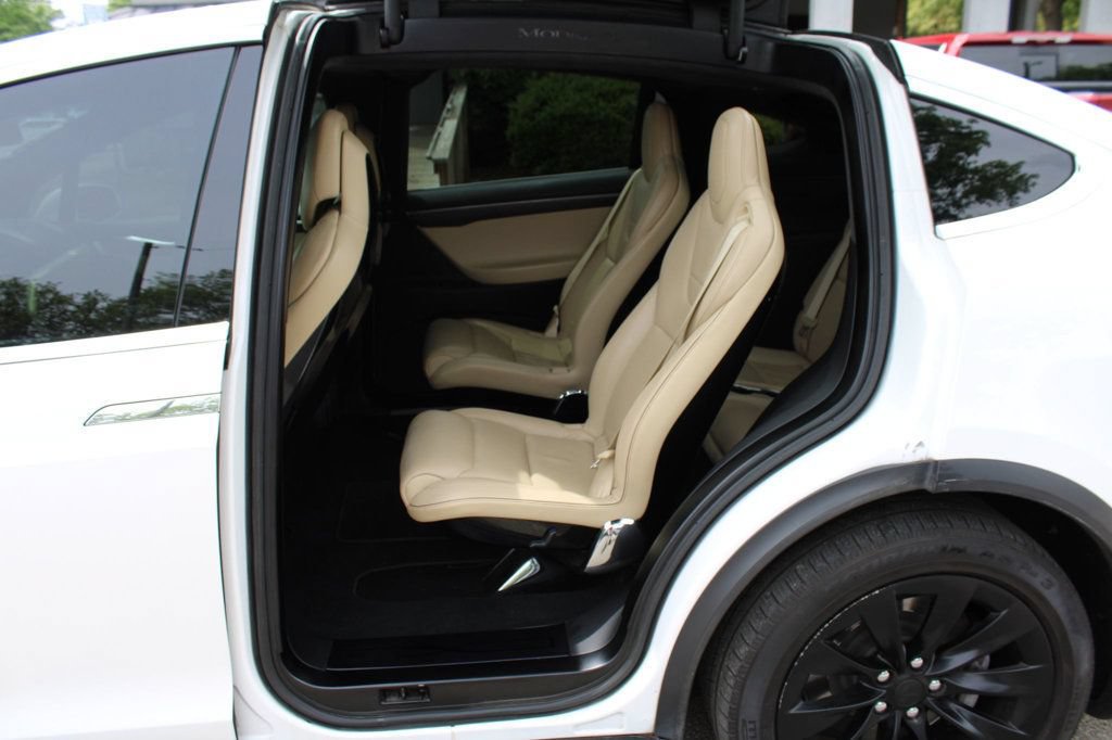 Used 2016 Tesla Model X 90D AWD/4WD image 27