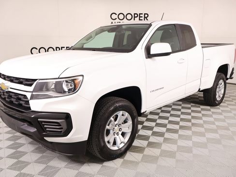 Used 2022 Chevrolet Colorado LT w/ Fleet Safety Package image 9