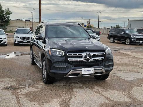 Used 2022 Mercedes-Benz GLS 450 4MATIC image 2