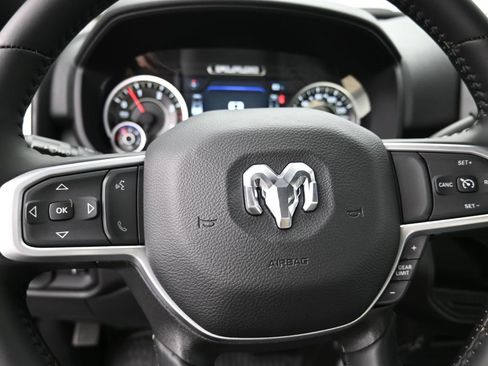 Used 2023 RAM 4500 SLT w/ Quick Order Package 2YG SLT RWD image 15
