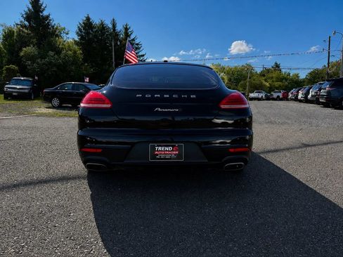 Used 2016 Porsche Panamera image 4