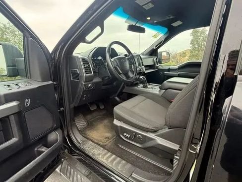 Used 2017 Ford F150 XLT w/ Equipment Group 302A Luxury AWD/4WD image 9