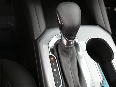 Used 2022 Chevrolet Blazer LT image 21