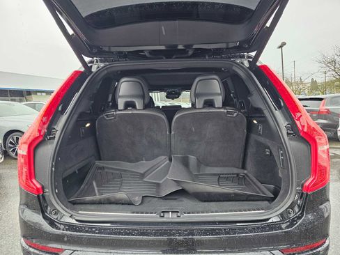 Used 2017 Volvo XC90 T6 R-Design w/ Vision Package image 15