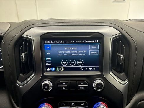 Used 2021 GMC Sierra 1500 Elevation image 25