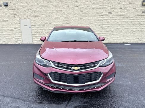 Used 2017 Chevrolet Cruze LT w/ Convenience Package image 8