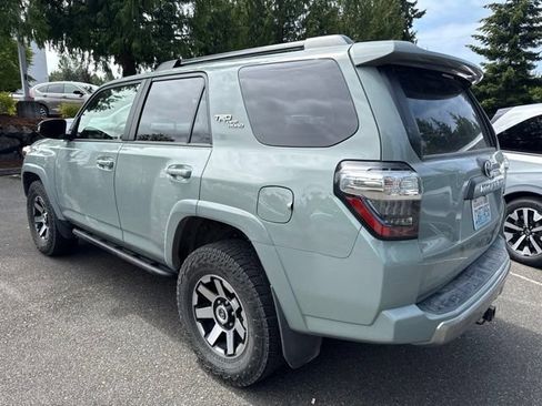 Used 2023 Toyota 4Runner TRD Off-Road Premium AWD/4WD image 3