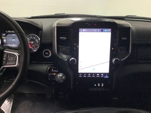 Used 2025 RAM 1500 Laramie image 16