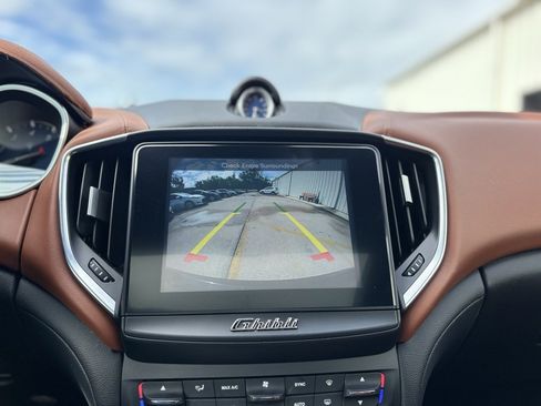 Used 2018 Maserati Ghibli image 24