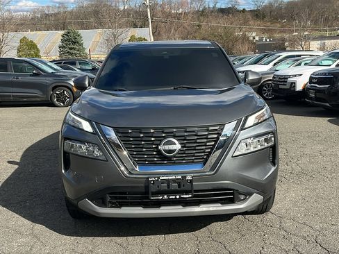 Used 2022 Nissan Rogue SV AWD/4WD image 2
