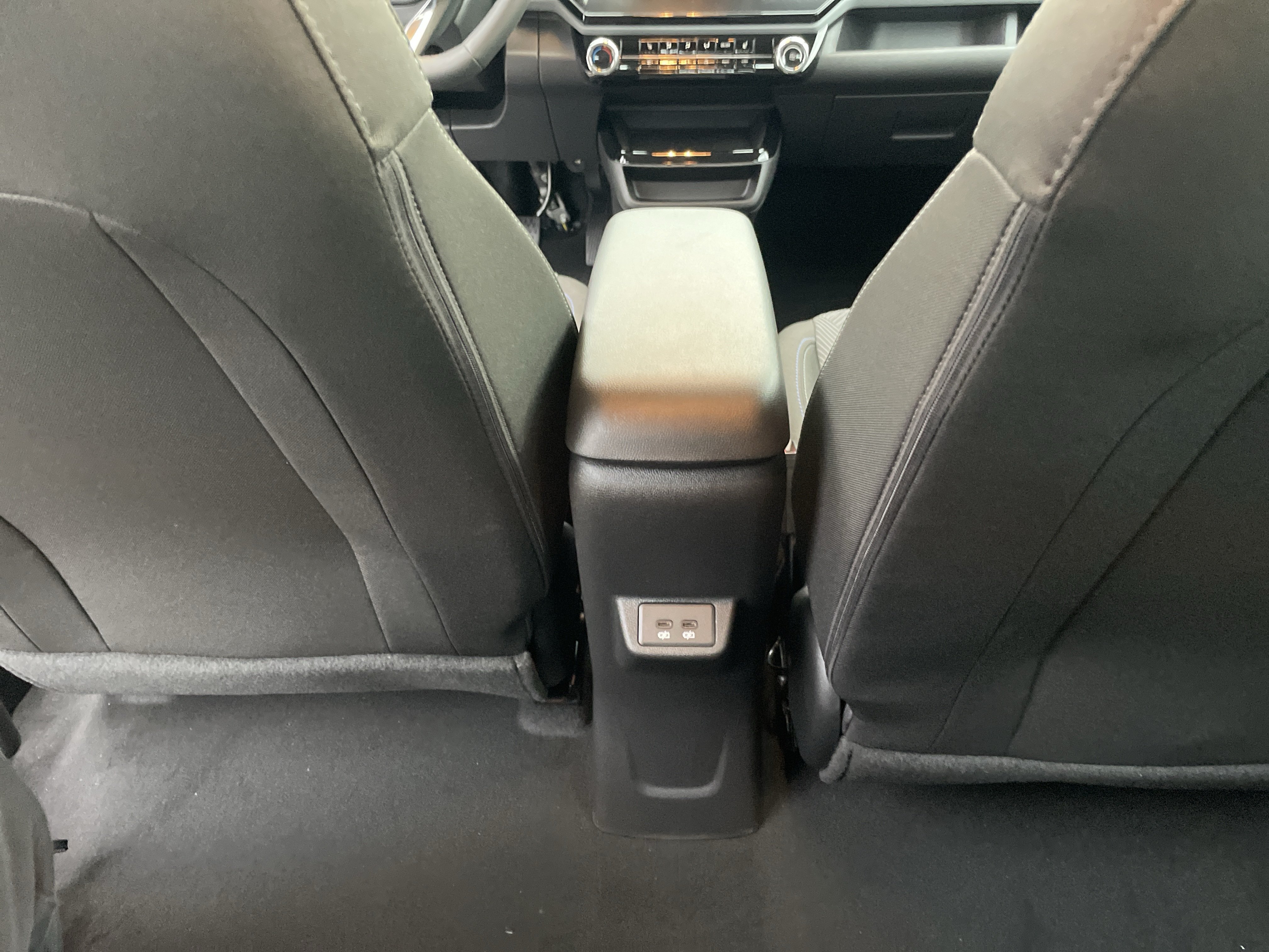 New 2027 Chevrolet Bolt LT w/ Comfort Package FWD image 28