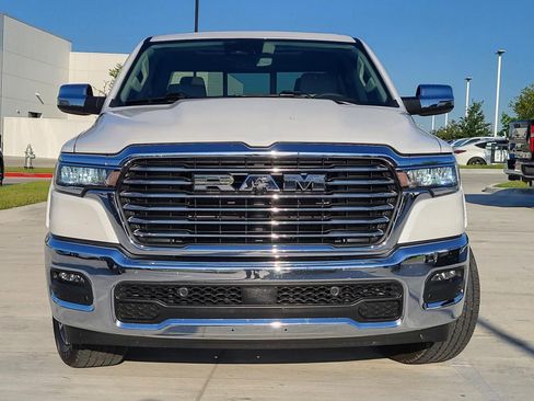 Used 2025 RAM 1500 Laramie AWD/4WD image 2