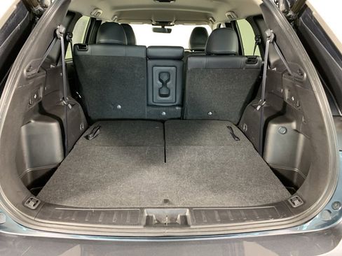 Used 2025 Mitsubishi Outlander SE image 13