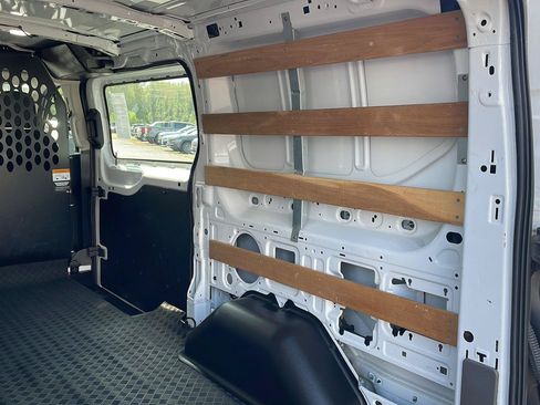 Used 2025 Ford Transit 250 Low Roof w/ Exterior Upgrade Package RWD image 27