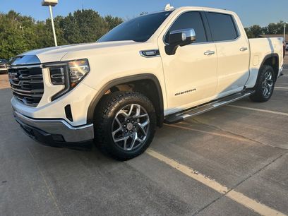 Used 2023 GMC Sierra 1500 SLT w/ SLT Premium Package
