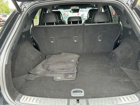 Used 2023 Genesis GV70 3.5T Sport w/ Sport Prestige Package image 12