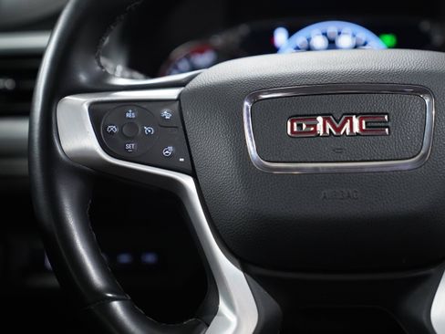 Used 2023 GMC Acadia SLT w/ Technology Package AWD/4WD image 22