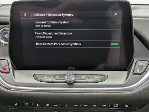 Used 2025 Chevrolet Blazer LT AWD/4WD image 6
