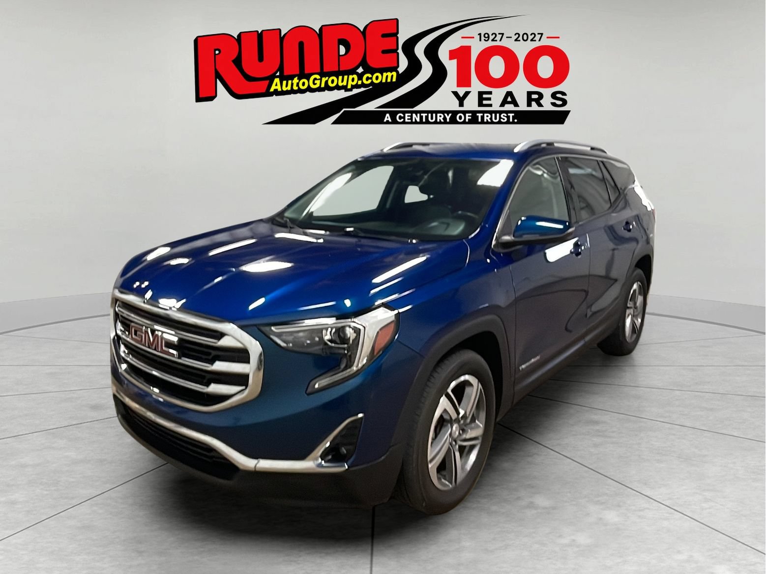 Used 2020 GMC Terrain SLT AWD/4WD image 1