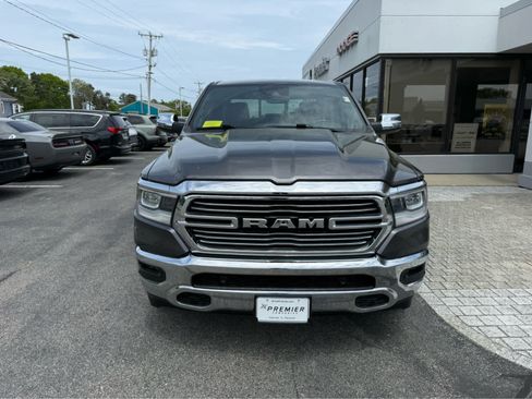 Used 2023 RAM 1500 Laramie AWD/4WD image 2