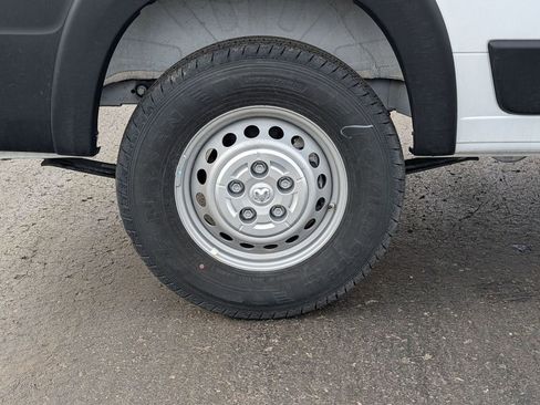 Used 2024 RAM ProMaster 2500 image 12