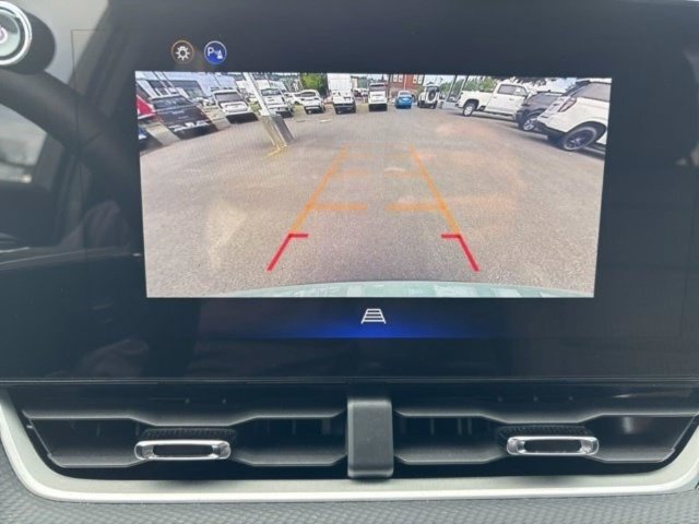 Used 2026 Chevrolet Equinox LT FWD image 23