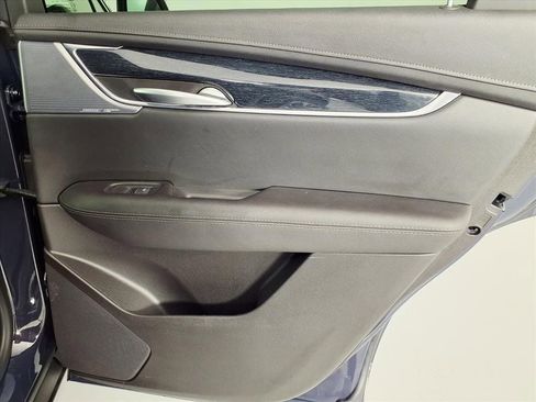 Certified 2025 Cadillac XT5 Premium Luxury image 20