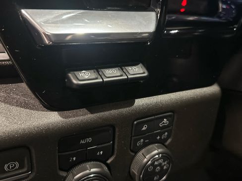 Used 2023 Chevrolet Silverado 1500 LTZ w/ Technology Package AWD/4WD image 22