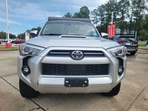 Used 2021 Toyota 4Runner TRD Off-Road Premium AWD/4WD image 4