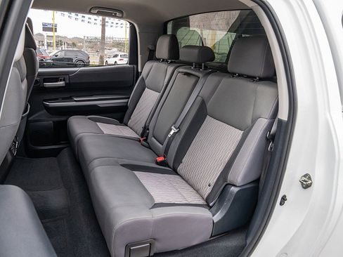 Used 2015 Toyota Tundra SR5 w/ SR5 Upgrade Package image 16