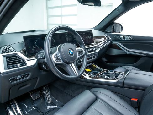 Used 2023 BMW X7 M60i w/ Executive Package AWD/4WD image 18