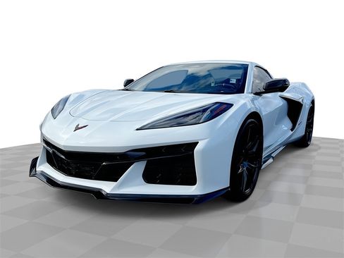 Used 2024 Chevrolet Corvette Z06 w/ Battery Protection Package image 1