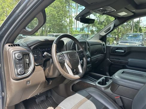 Certified 2020 GMC Sierra 1500 Denali w/ Denali Ultimate Package AWD/4WD image 10