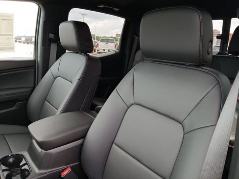 New 2026 Chevrolet Colorado LT w/ LT Convenience Package AWD/4WD image 19