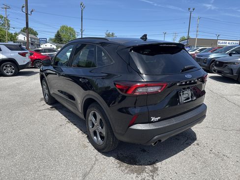 Used 2025 Ford Escape ST-Line Select AWD/4WD image 7