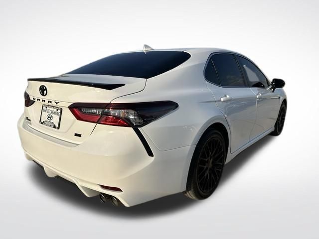 Used 2023 Toyota Camry SE w/ Convenience Package FWD image 4