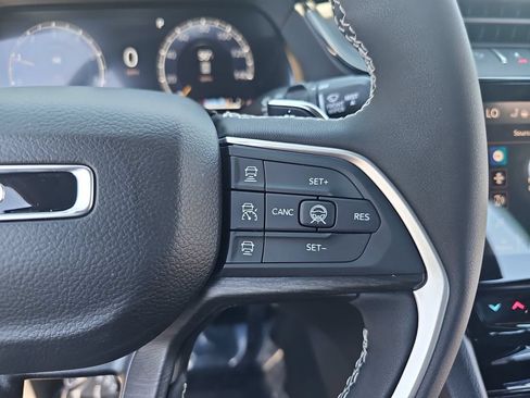 New 2026 Jeep Grand Cherokee L Limited AWD/4WD image 19