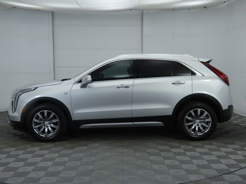 Used 2022 Cadillac XT4 Premium Luxury w/ Technology Package image 8