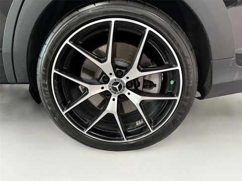 Used 2021 Mercedes-Benz E 450 4MATIC All-Terrain Wagon image 32