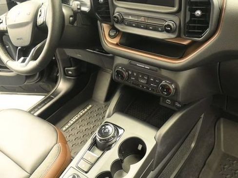 Used 2023 Ford Bronco Sport Outer Banks AWD/4WD image 19