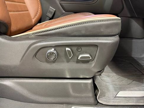 Certified 2024 GMC Sierra 2500 Denali Ultimate image 28