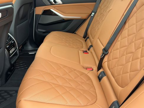 New 2026 BMW X5 xDrive50e w/ Premium Package image 16