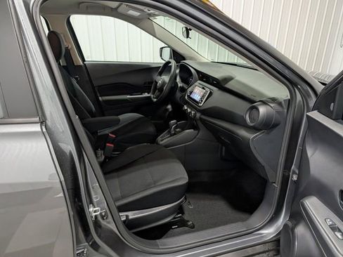 Used 2025 Nissan Kicks Play S image 27