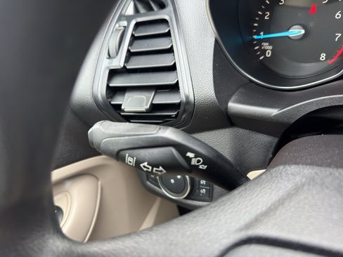 Used 2019 Ford Escape SE AWD/4WD image 19