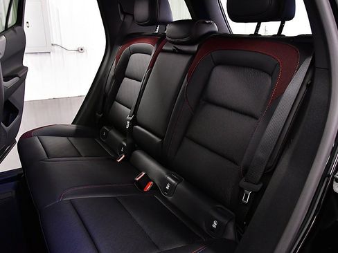 New 2026 Chevrolet Equinox RS w/ LPO, Floor Liner Package image 24