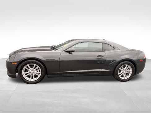 Used 2014 Chevrolet Camaro LT RWD image 11